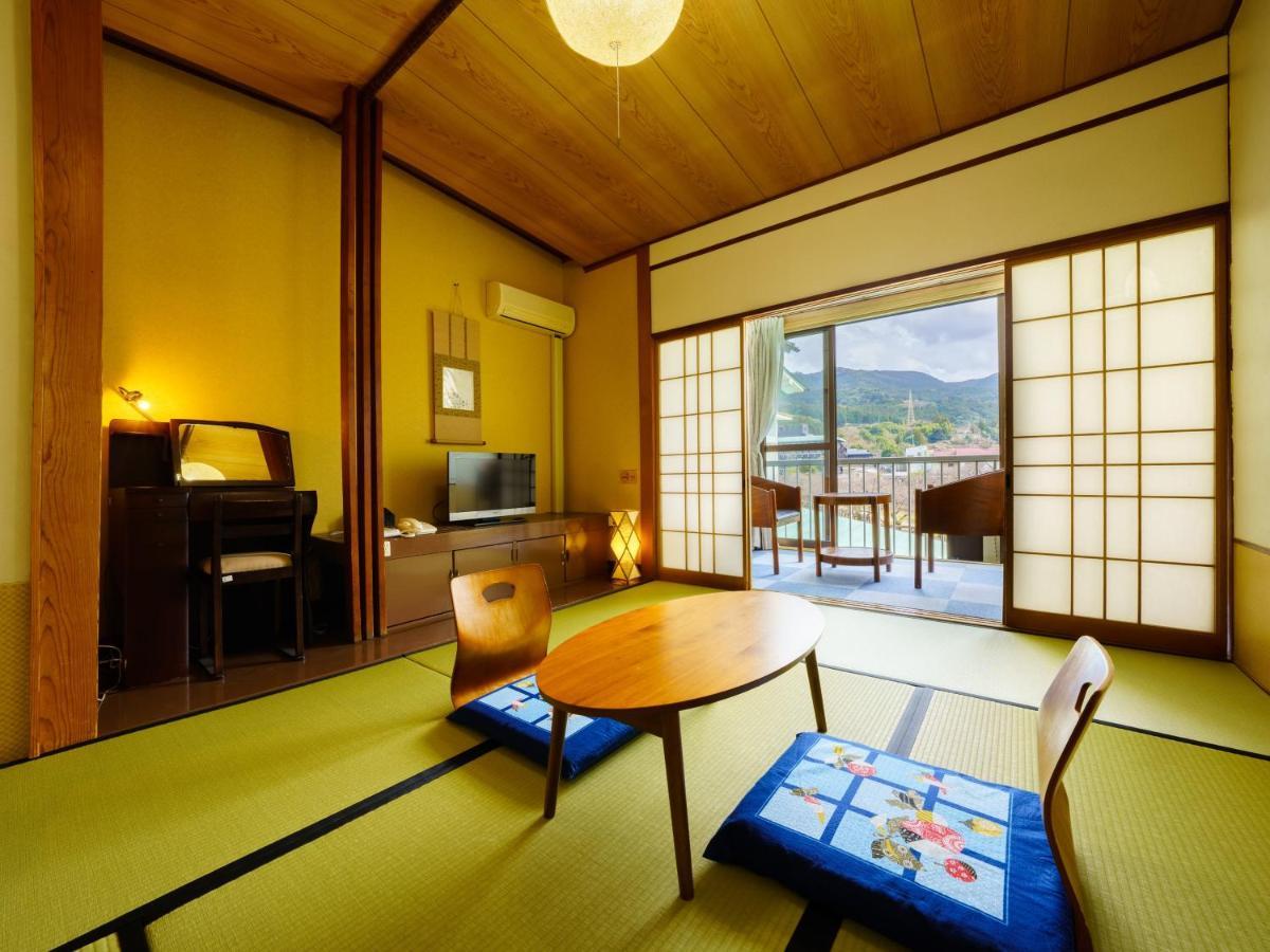 Готель Ureshino Onsen Kotobukiya Екстер'єр фото